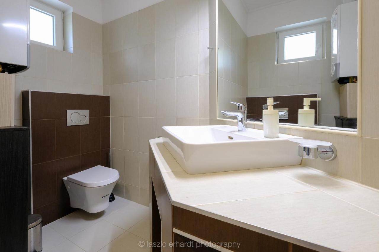 Ciprus Porta Apartmanok Balatonkenese Exterior foto